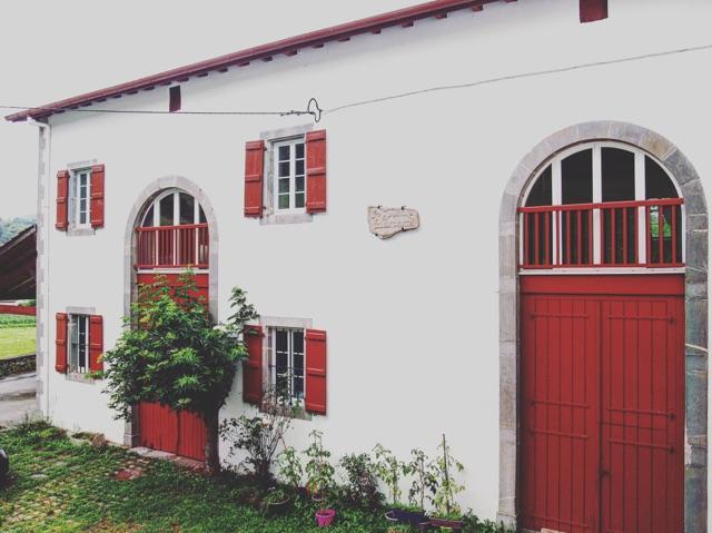 Bed and Breakfast Domaine De Silencenia Louhossoa Экстерьер фото
